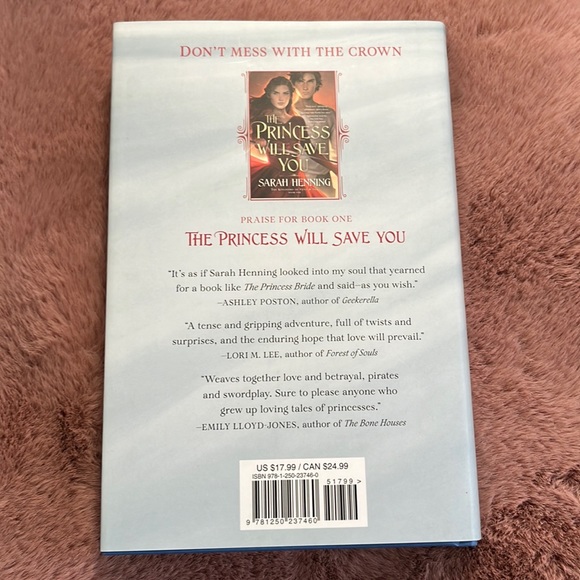 •HARDCOVER•✨THE QUEEN WILL BETRAY YOU by SARAH HENNING ✨ - Picture 2 of 4